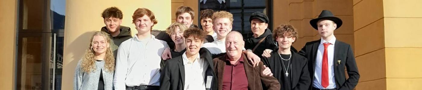 Zeitgeschichte auf der Bühne