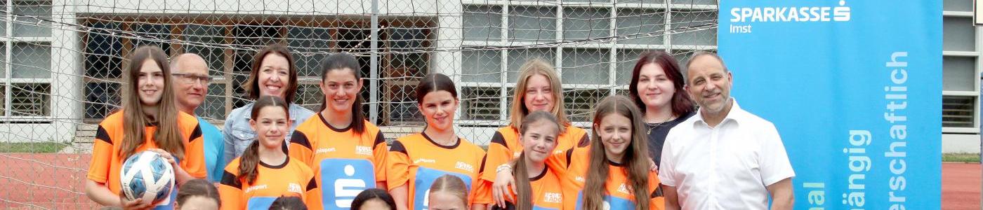 Neuer Dress für das Team der Mädels