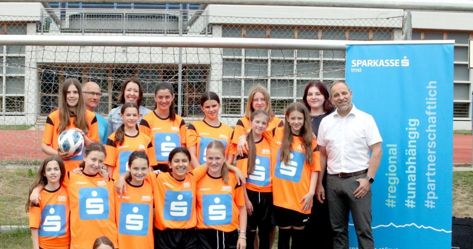 Neuer Dress für das Team der Mädels